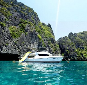 Phi Phi Sea Through by Yacht (Program MP)