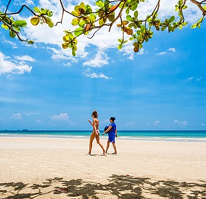 Half Day Tour around Koh Chang by Speedboat(3 islands)