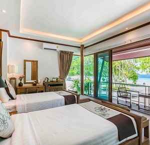 Stay on Nyaung Oo Phee island for 1 night in Luxury Villa(B.A.)