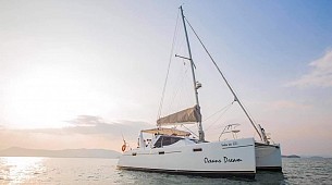 Private Yacht Catamaran to James Bond + Phang Nga Bay